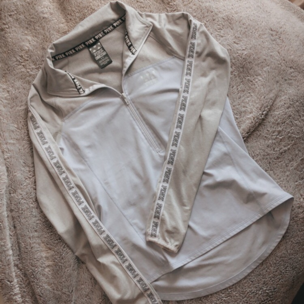VS Pink Ultimate 3/4 Zip